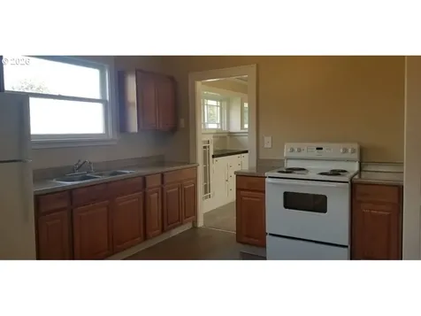 1023 NE 60th Avenue NE Portland OR 97213