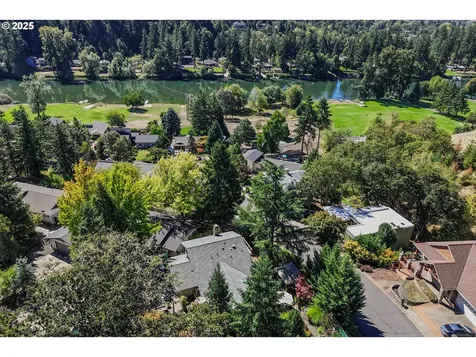 159 Live Oak Court Roseburg OR 97470