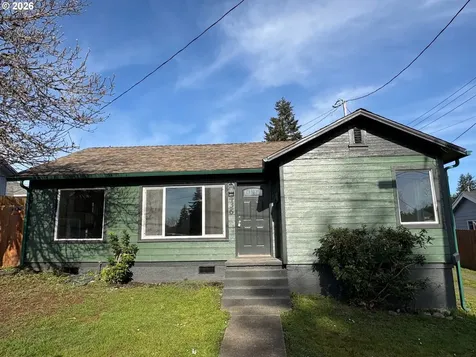 436 E 7th Street Coquille OR 97423