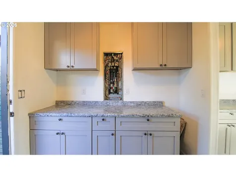 436 E 7th Street Coquille OR 97423