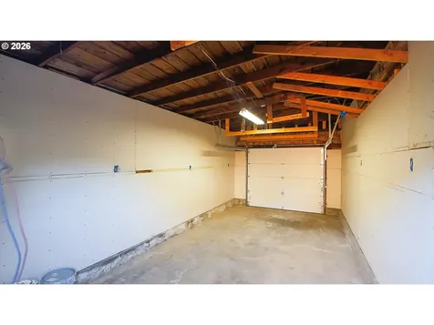 436 E 7th Street Coquille OR 97423
