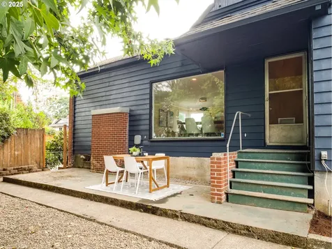 10227 N Macrum Avenue Portland OR 97203
