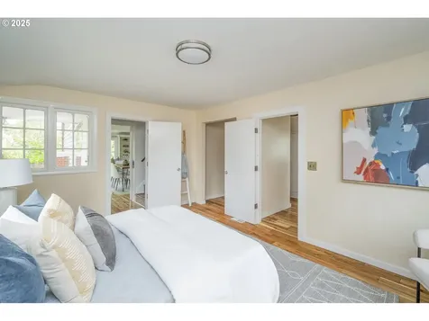 10227 N Macrum Avenue Portland OR 97203