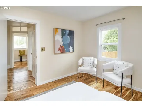 10227 N Macrum Avenue Portland OR 97203