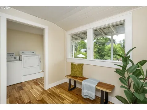 10227 N Macrum Avenue Portland OR 97203