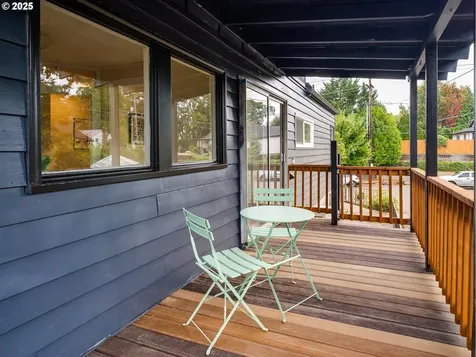 10227 N Macrum Avenue Portland OR 97203