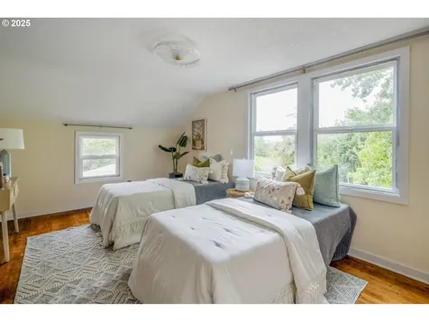 10227 N Macrum Avenue Portland OR 97203