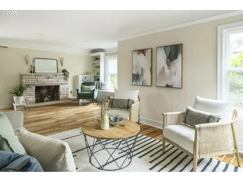 10227 N Macrum Avenue Portland OR 97203