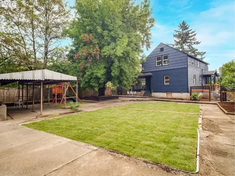 10227 N Macrum Avenue Portland OR 97203