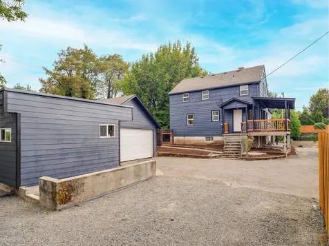 10227 N Macrum Avenue Portland OR 97203