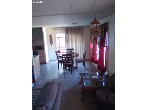 77500 S 6th Street Cottage Grove OR 97424