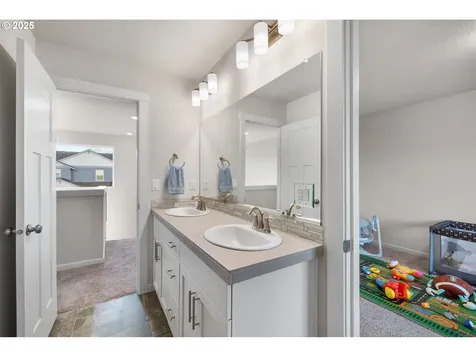 11702 NE 137th Avenue Brush Prairie WA 98606
