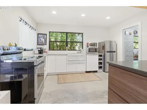64701 E Brightwood Loop Road Brightwood OR 97011