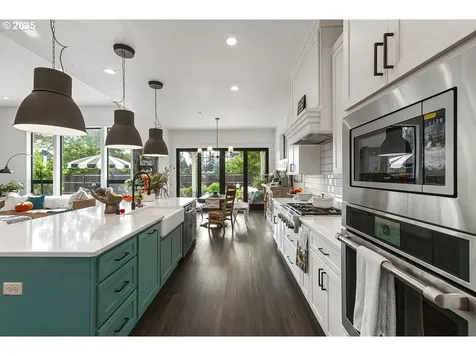 18505 NE 78th Way Vancouver WA 98682