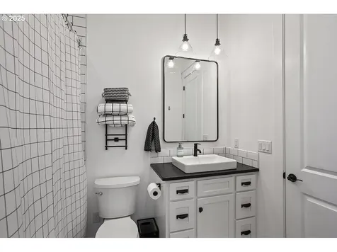18505 NE 78th Way Vancouver WA 98682