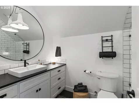 18505 NE 78th Way Vancouver WA 98682