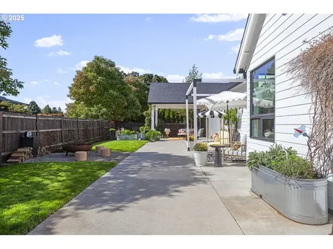 18505 NE 78th Way Vancouver WA 98682