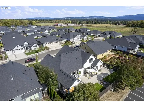 18505 NE 78th Way Vancouver WA 98682