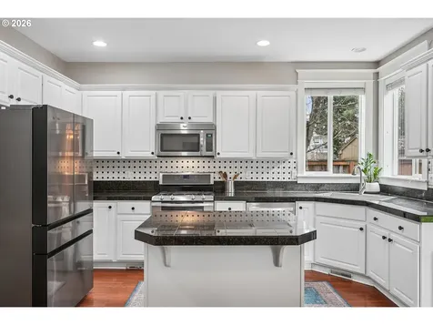 9405 NE 102nd Street Vancouver WA 98662