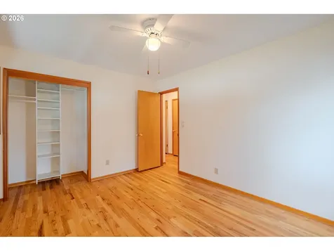5026 SE Insley Street Portland OR 97206