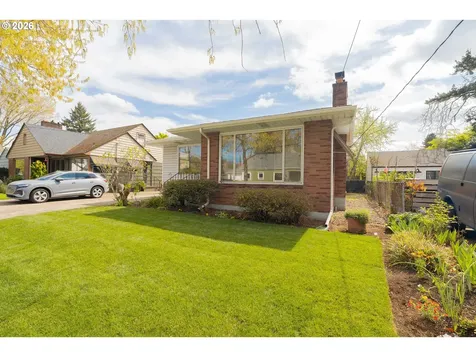 5026 SE Insley Street Portland OR 97206
