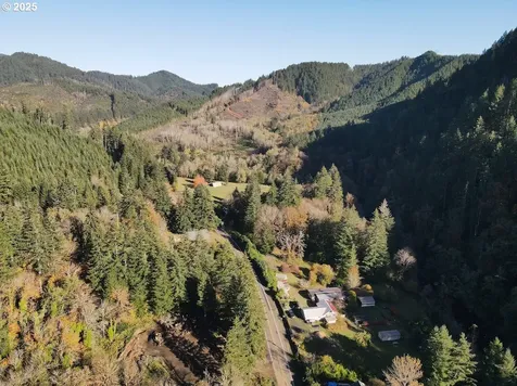 16807 Highway 36 Deadwood OR 97430
