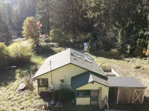 16807 Highway 36 Deadwood OR 97430