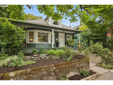 3218 S Water Avenue Portland OR 97239