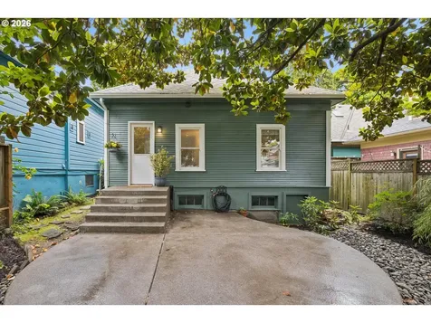 3218 S Water Avenue Portland OR 97239