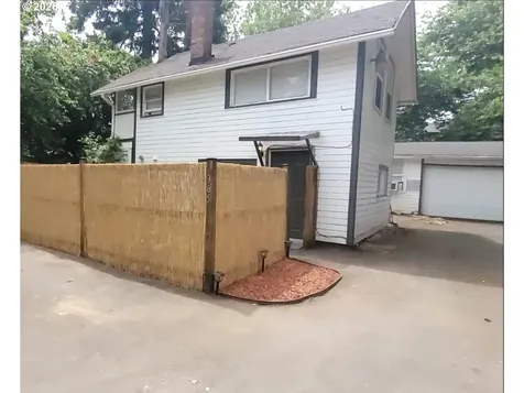 333 SE 165th Avenue Portland OR 97233