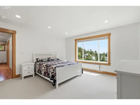 670 Hillsdale Street W Oceanside OR 97134