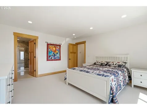 670 Hillsdale Street W Oceanside OR 97134