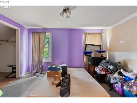 11138 NE Shaver Street Portland OR 97220