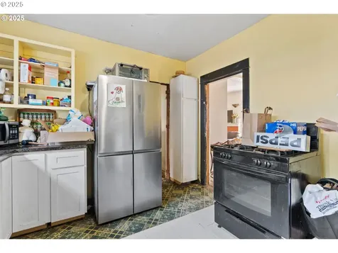 11138 NE Shaver Street Portland OR 97220