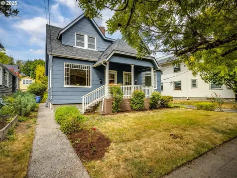 2323 SE Ash Street Portland OR 97214