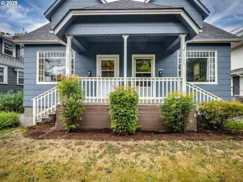 2323 SE Ash Street Portland OR 97214