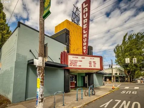2323 SE Ash Street Portland OR 97214