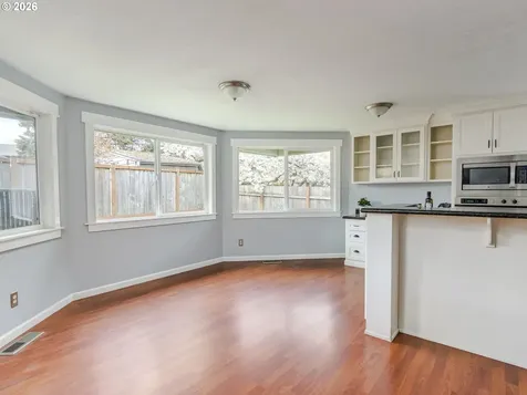 8530 SW Dakota Drive Tualatin OR 97062