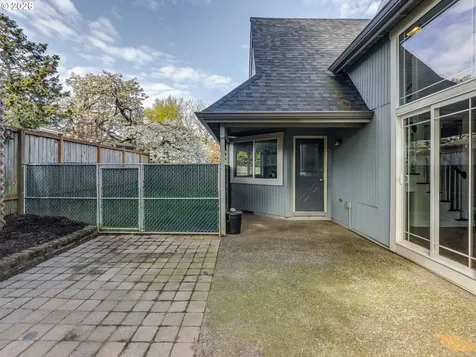8530 SW Dakota Drive Tualatin OR 97062