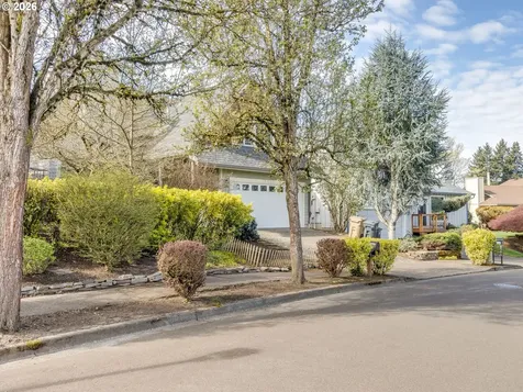 8530 SW Dakota Drive Tualatin OR 97062