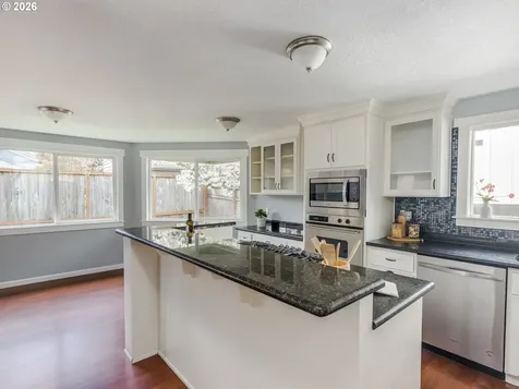 8530 SW Dakota Drive Tualatin OR 97062