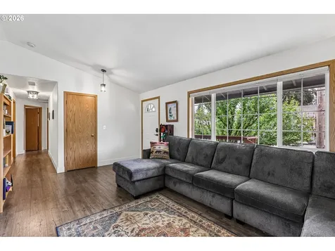 608 SE Sumner Street Camas WA 98607