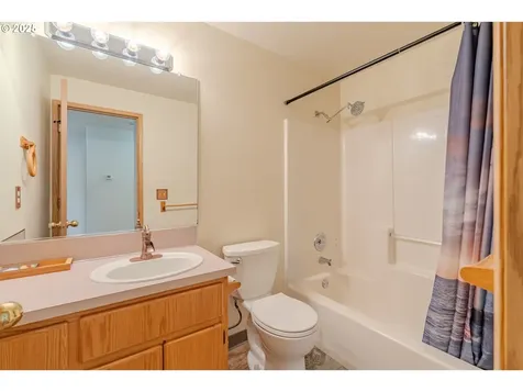 16309 NE 12th Street Vancouver WA 98684