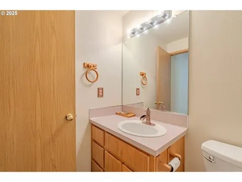 16309 NE 12th Street Vancouver WA 98684