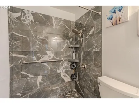 16309 NE 12th Street Vancouver WA 98684
