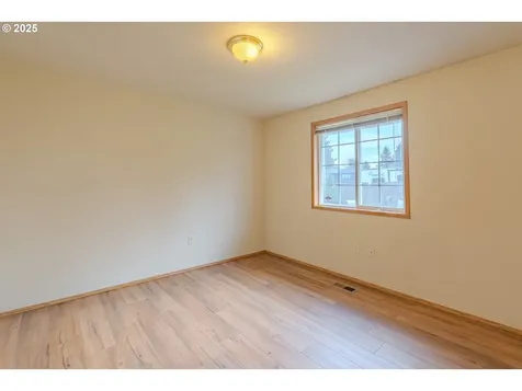 16309 NE 12th Street Vancouver WA 98684