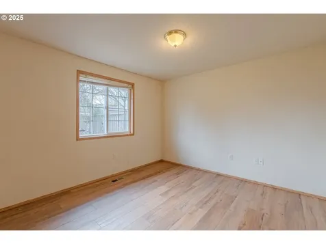 16309 NE 12th Street Vancouver WA 98684