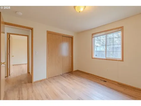 16309 NE 12th Street Vancouver WA 98684