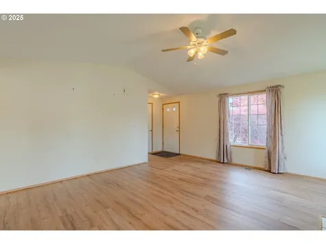 16309 NE 12th Street Vancouver WA 98684