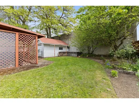 4064 N Massachusetts Avenue Portland OR 97227